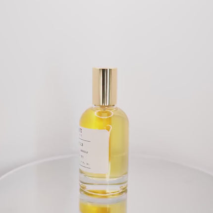 SAMPLE Ambre Vanille - Different Sizes - Perfume - See Picture for Sizes - Montagne